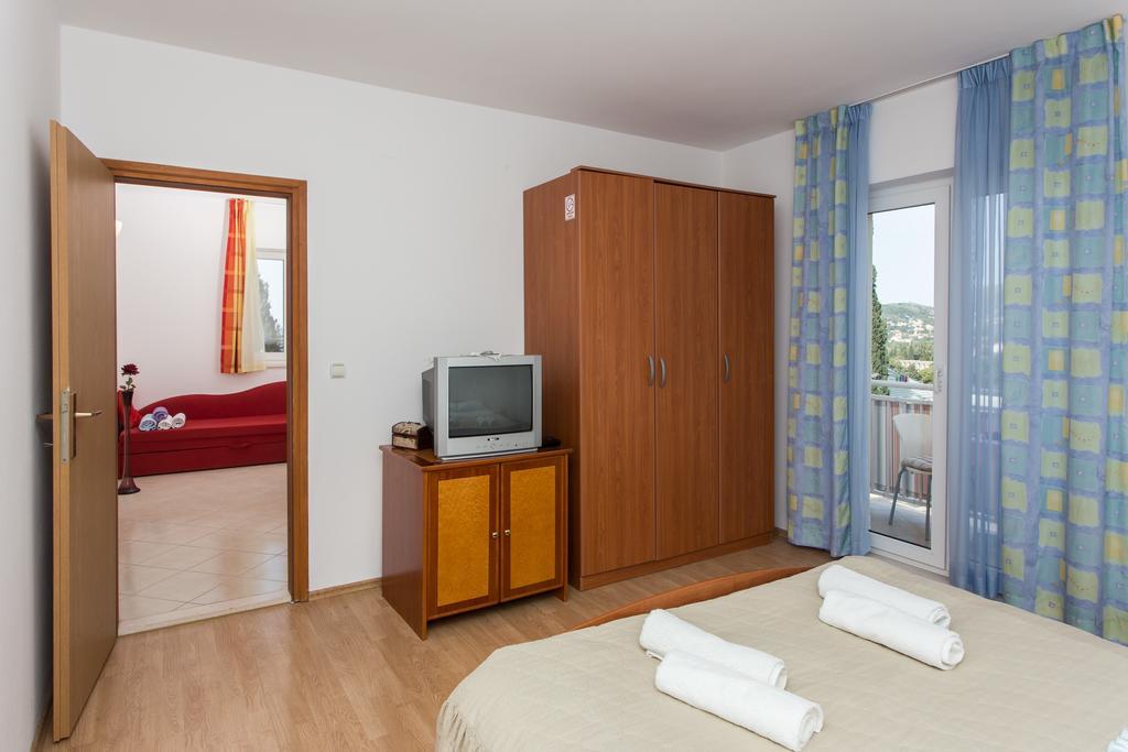 מליני Apartments Mira מראה חיצוני תמונה